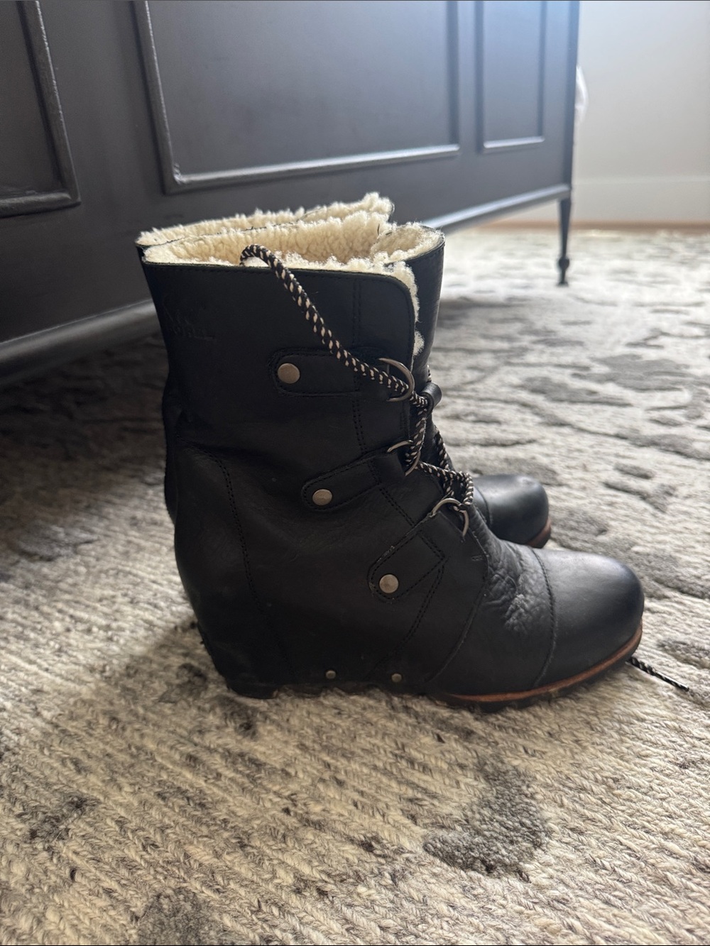 Sorel Women’s Black Fleece-Lined Lace-Up Ankle Boots